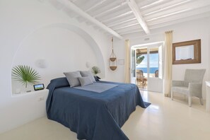 Habitación superior, Terraza, vista al mar | Wifi gratis 