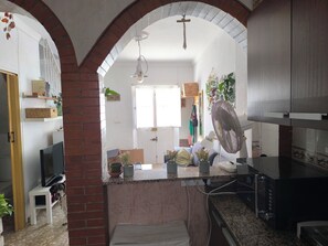 Interior - Typical Andalusian cottage in the center of Barbate (pets allowed). (Barbate)