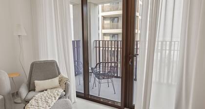 Serene 1 BR in Surf 2-Creek Beach Access