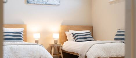 3 chambres, bureau, fer et planche à repasser, Wi-Fi