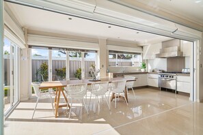 Dining - Casa al Mare - Central Busselton (West Busselton)