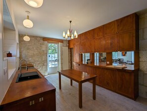 Fridge, microwave, dishwasher