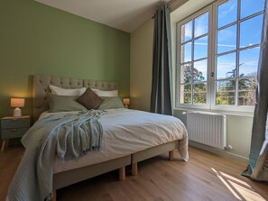 4 bedrooms, free WiFi