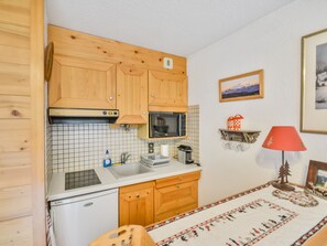 Fridge - Apartment in Morzine, 4 ppl, near cable cars (Morzine)