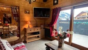 TV - Châtel: 3-Room Apt, Terrace, 5 Pers, Private Parking (Châtel)
