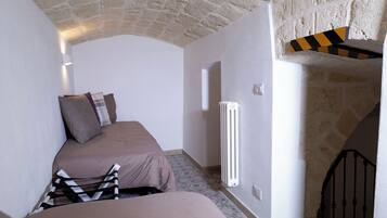 2 chambres, fer et planche Ă repasser, accĂšs Internet, draps fournis