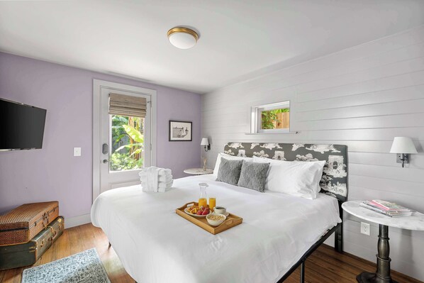 3 bedrooms, iron/ironing board, travel crib, WiFi