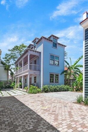 Exterior - Supper House | 4bd Newly Renovated (Charleston)