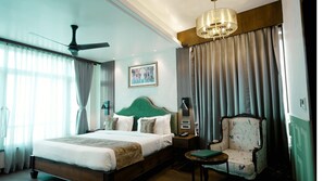 Habitación de lujo | Wifi gratis y ropa de cama 