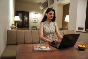 Lounge - Ekam Kashi (Varanasi)