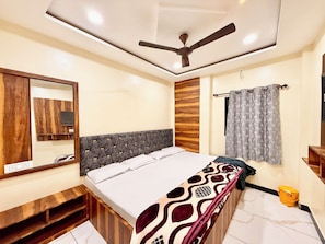 Superior Triple Room | Premium bedding, desk, laptop workspace, soundproofing