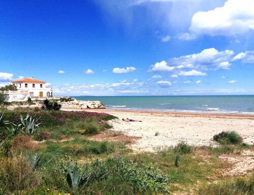 Marina Azul- 84 qm-3 sz. 100 m zum Strand Deveses , Neu renoviert, Klimatisiert