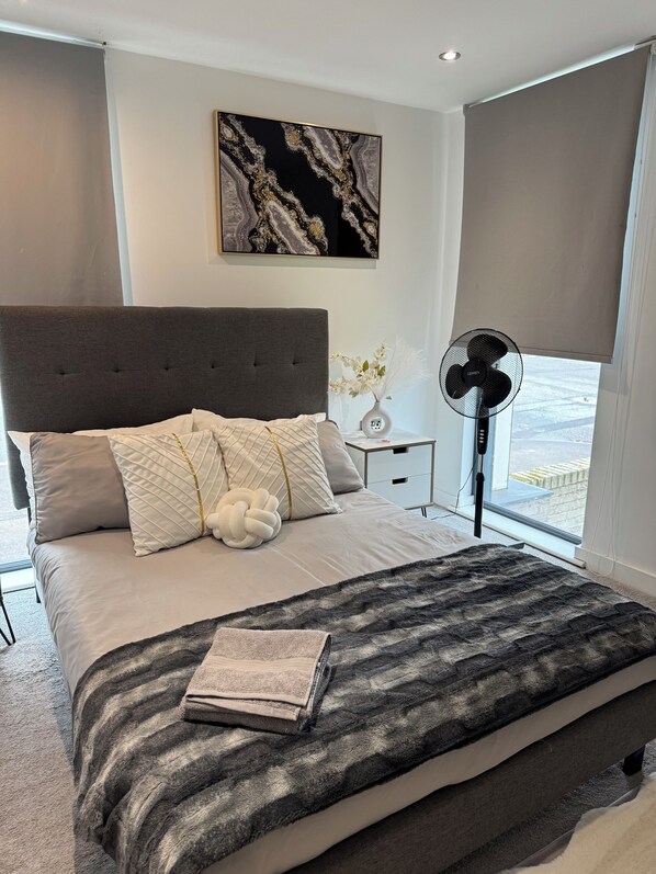 2 Schlafzimmer, Bügeleisen/Bügelbrett, WLAN, Bettwäsche