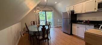 Scenic 2-Bedroom Apartment Nestled in a Historic Bayside Victorian Home