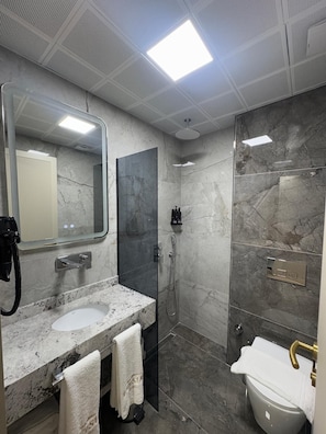 Standard Double Room, City View | Bathroom | Free toiletries, slippers, soap, shampoo