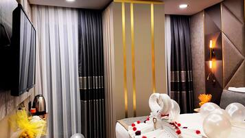 In-room safe, iron/ironing board, free WiFi