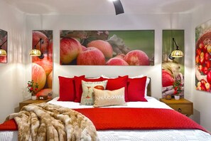 3 bedrooms, iron/ironing board, travel cot, free WiFi