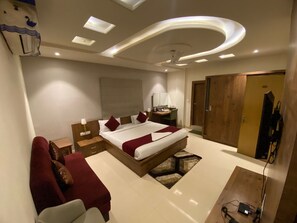 Chambre Double Supérieure, vue ville