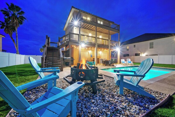 Pool - 2 Homes, Sleeps 22 | Steps to the Beach, Private Pool, Fire Pit, Balcony Views (Port Aransas)
