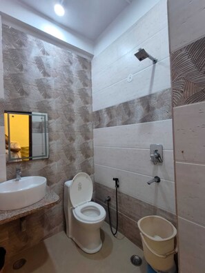 Towels, soap, shampoo