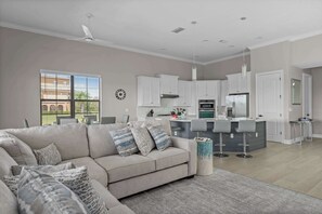 Fernseher, Videospiele, Arbeitsbereiche