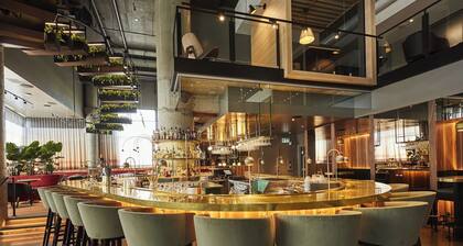 2 Elegant Rooms Perfect for Guests Seeking Style, Comfort & Accessibility