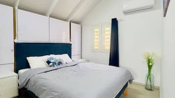 1 habitación, tabla de planchar con plancha, wifi gratis y ropa de cama