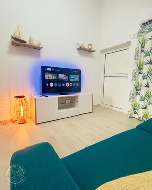 1 bedroom, iron/ironing board, free WiFi, bed sheets - Premium bungalow with private pool, sea view and terrace - Le Robert (Le Robert)
