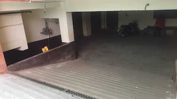 Free self-parking, free valet parking
