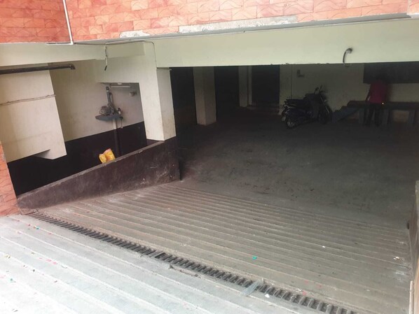 Free self parking, free valet parking