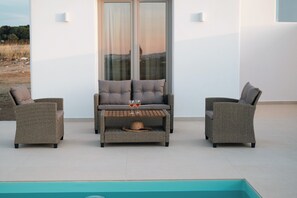 Two Bedroom Villa with Private Pool, III | テラス / パティオ