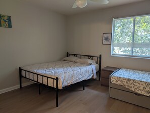 3 室のベッドルーム、アイロン / アイロン台、WiFi、ベッドシーツ