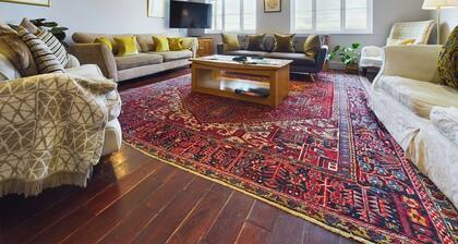 Tranquil Retreat in Devauden Countryside