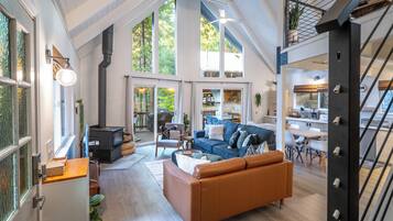 Smart TV, fireplace, foosball, books