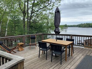 Outdoor dining - Stepaway Vacation Rentals- Circle of Pines Pine Lodge (St.Germain)