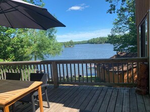 Outdoor dining - Stepaway Vacation Rentals- Circle of Pines Pine Lodge (St.Germain)