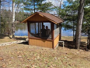 Property grounds - Stepaway Vacation Rentals- Circle of Pines Oak Leaf Lodge (St.Germain)