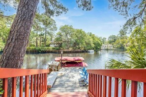 Property grounds - Tuscan-Style Waterfront Retreat! (Hilton Head)