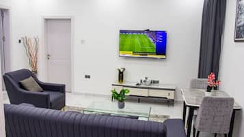 Apartemen Mewah, 1 kamar tidur, difabel netra, dapur | Setrika/meja setrika dan Wi-Fi gratis