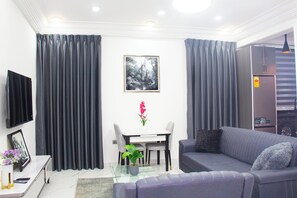 Luxe appartement, 1 slaapkamer, toegankelijk voor slechtzienden, keuken | Woonruimte