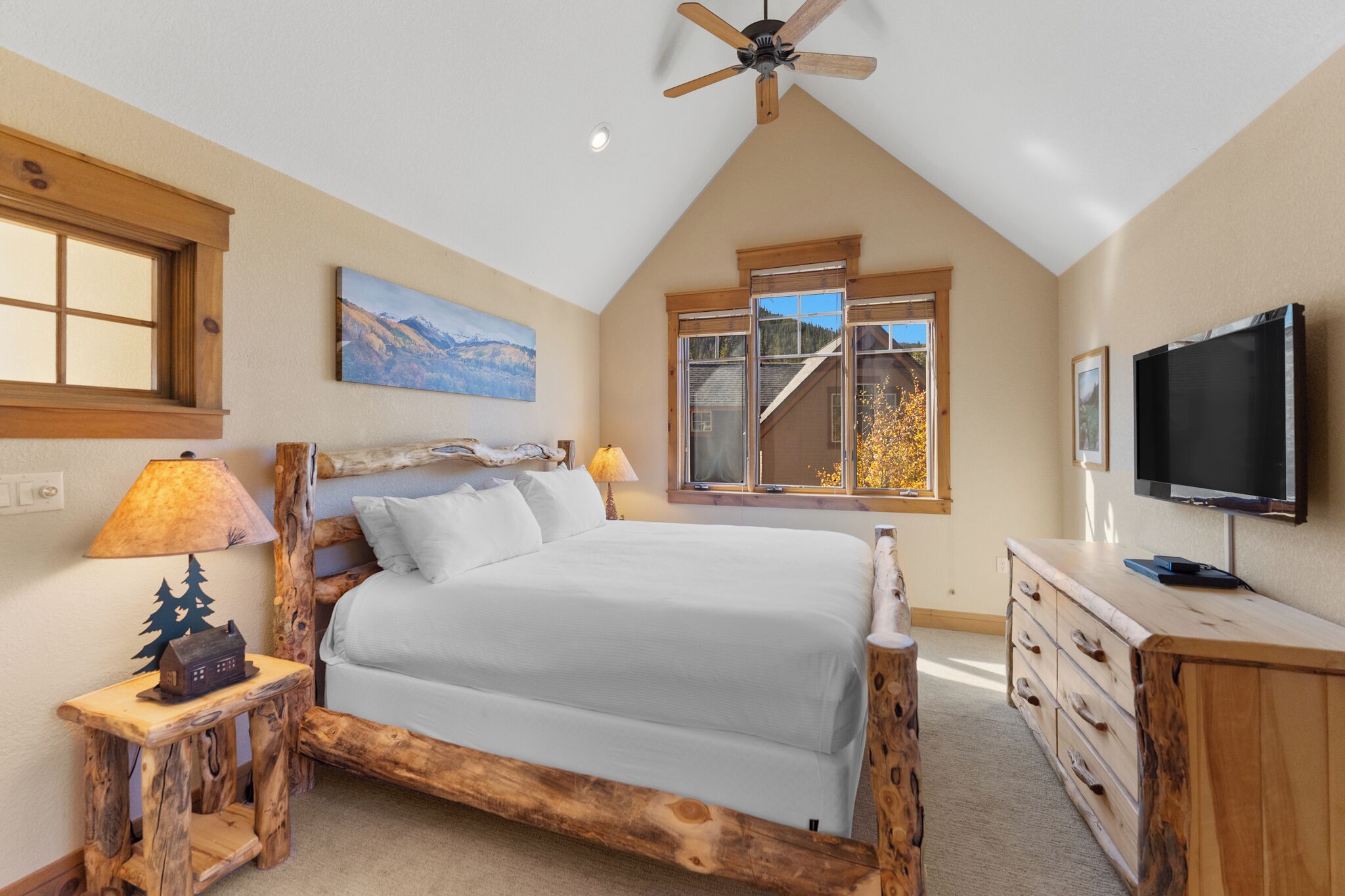 3 bedrooms, desk, free WiFi, bed sheets