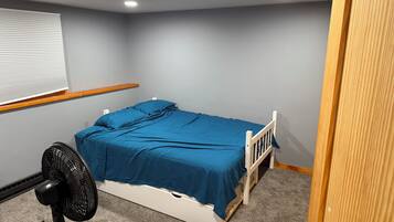 3 bedrooms, WiFi, bed sheets