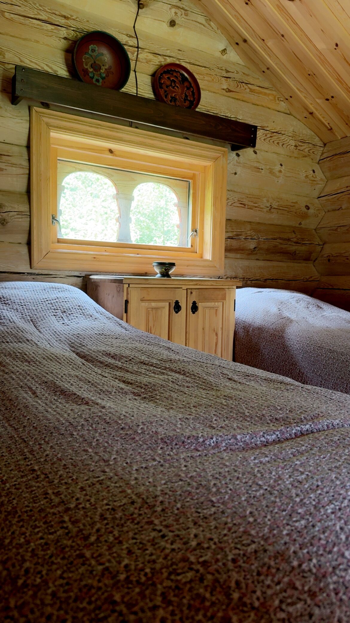 4 bedrooms, iron/ironing board, internet