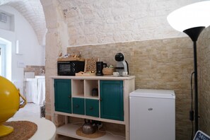 Interior - Maison Blanc - Iconic stone architecture (Ostuni)