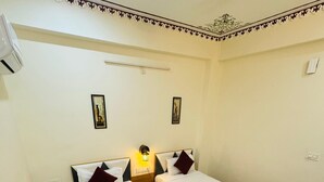 Kamar Double Deluks, pemandangan kota | Wi-Fi gratis dan seprai linen