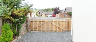 Cosy Cottage in Armadale West Lothian.