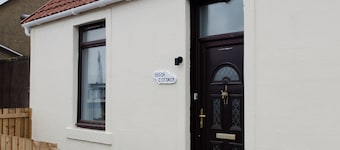 Cosy Cottage in Armadale West Lothian.