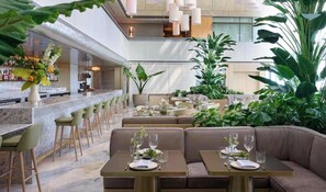 Dining - Luxury Brickell 3BD Free Parking - Pool - Bay View (Miami)