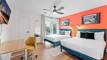 2 bedrooms, desk, iron/ironing board, WiFi