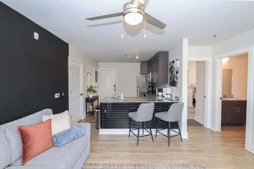 The Overlook at 514 by Apex Short Term Stays